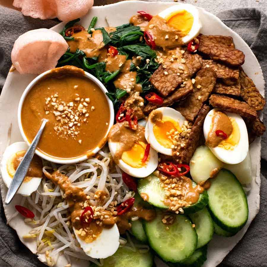 Photo Gado Gado (Indonesian salad with peanut sauce) in Subulussalam